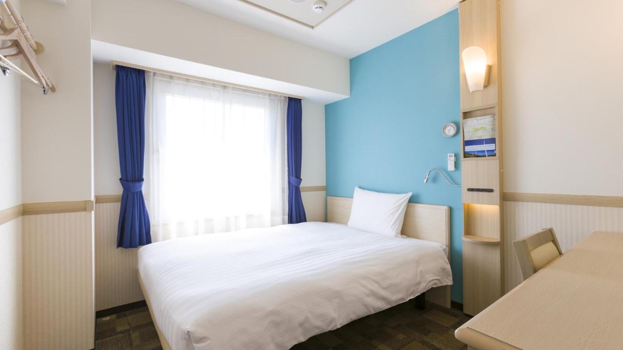 Toyoko Inn Kashiwa-Eki Higashi-Guchi Exterior photo