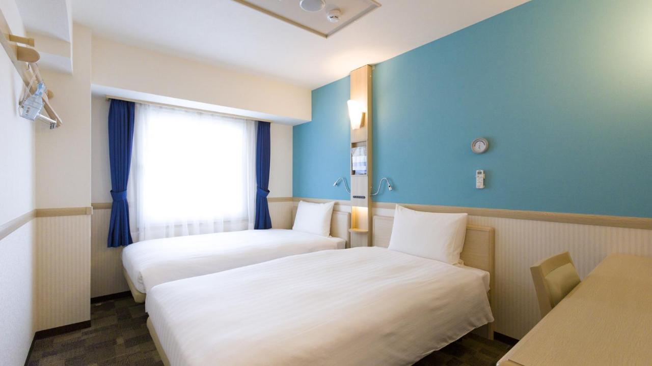 Toyoko Inn Kashiwa-Eki Higashi-Guchi Exterior photo